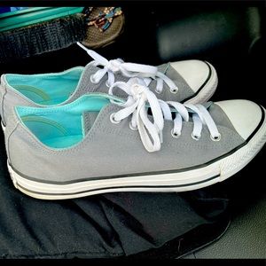 Converse Womens Size 10